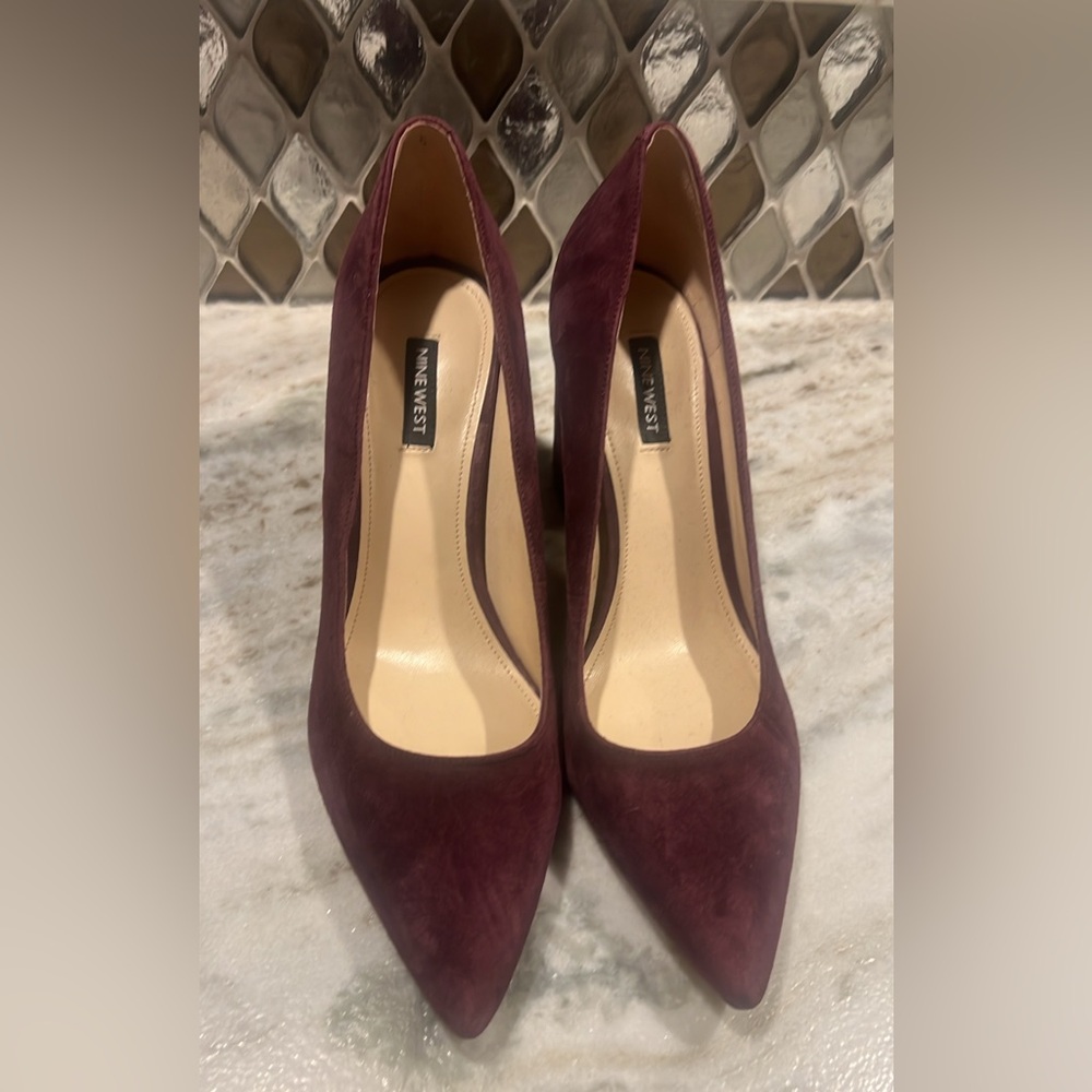 Nine West Purple Suede Heels Classic Pointed Toe